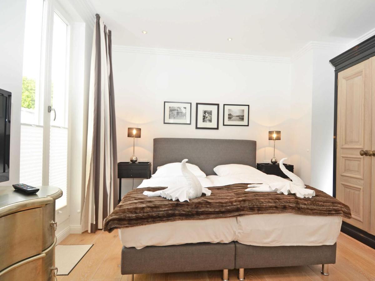Villa "Johanna" Sellin - Wg12 Mit Kamin Und Zwei Balkonen Exterior photo
